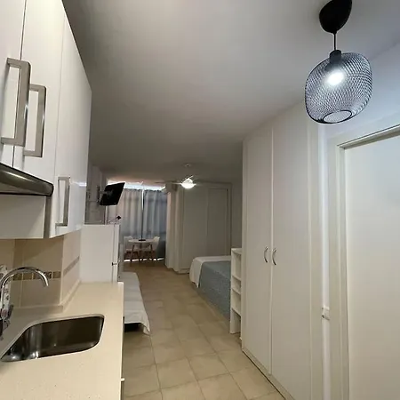 Aguila 115 Apartment *